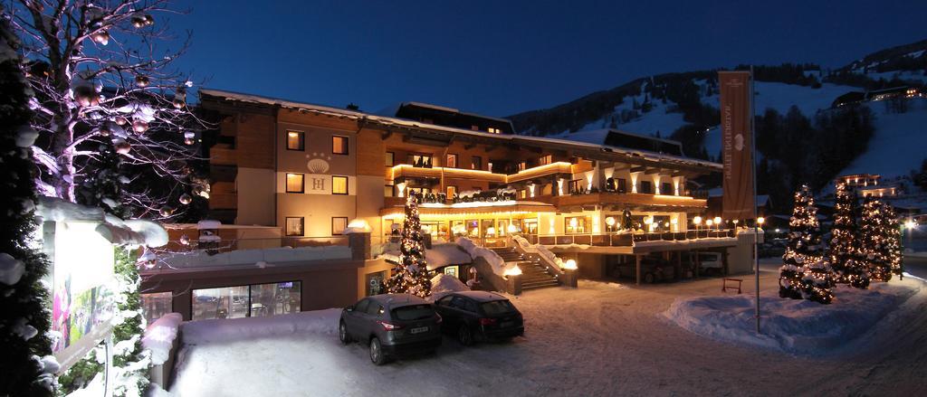 Hotel Interstar Saalbach-Hinterglemm Exterior photo