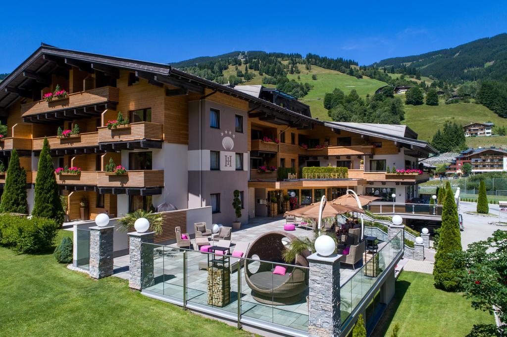 Hotel Interstar Saalbach-Hinterglemm Exterior photo